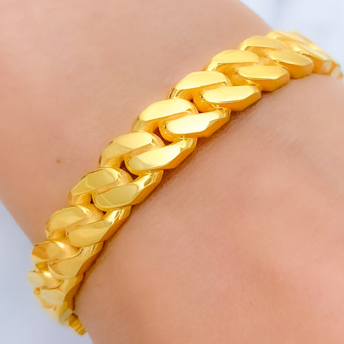 Bold Chain Linked 22k Gold Bangle Bracelet