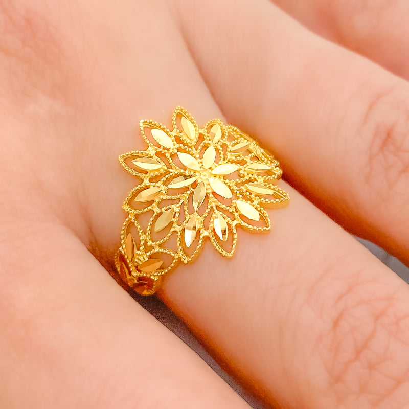 Upscale Sunflower 22k Gold Ring
