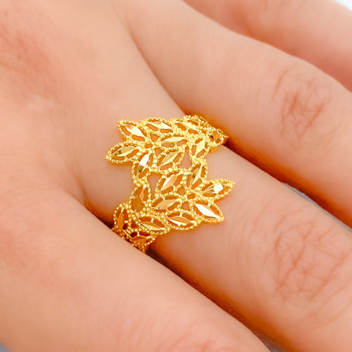 Stylish Netted Leaf 22k Gold Ring