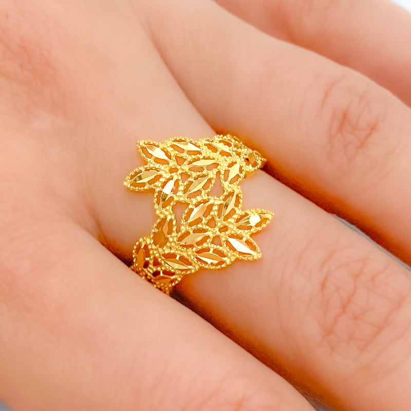 Stylish Netted Leaf 22k Gold Ring