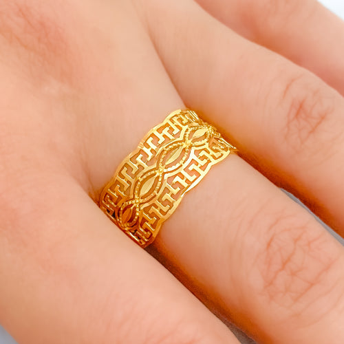 Iconic Timeless 22k Gold Ring