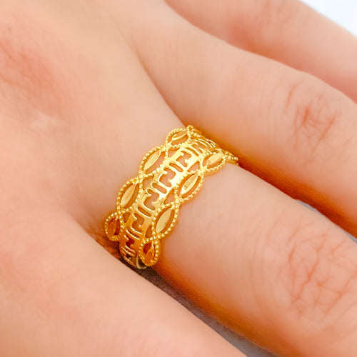 Lightweight Interlaced 22k Gold Ring