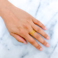 Posh V-Shaped Striped 22k Gold Ring