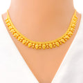 22k-gold-delicate-decorative-slender-necklace-set.