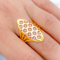 Ritzy Rose-Gold Accented Floral 22kk Gold Ring