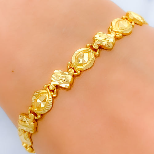 Stylish Marquise Link Bracelet