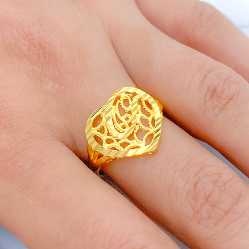 Decorative Heart Shape 22k Gold Ring