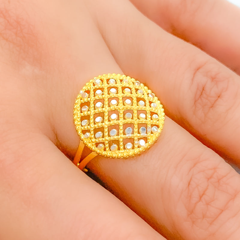 Dressy Chic Round Ring