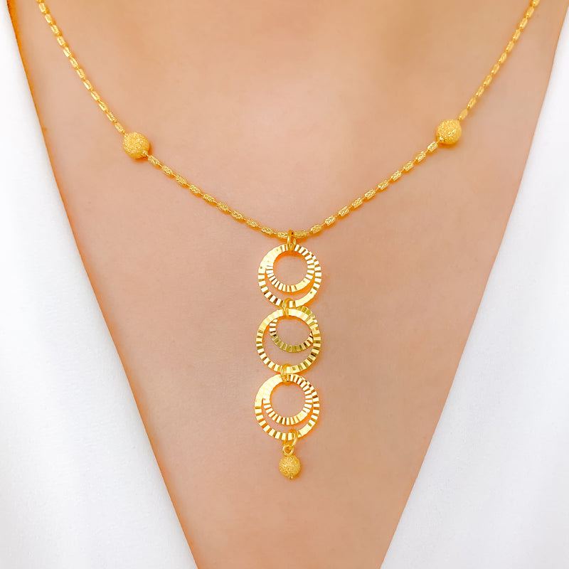 Shimmering Circles Necklace Set