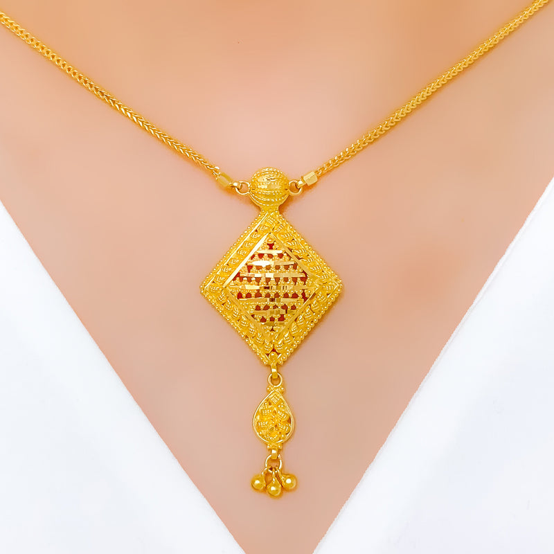 Evergreen Fancy Necklace 22k Gold Set