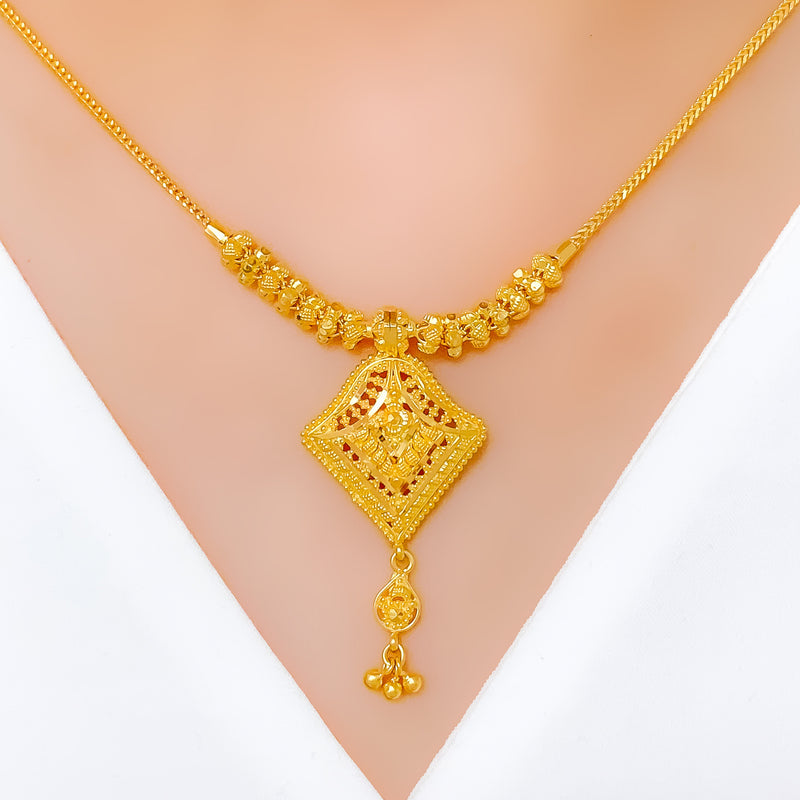 Refined V-Shaped Floral 22k Gold Necklace Set