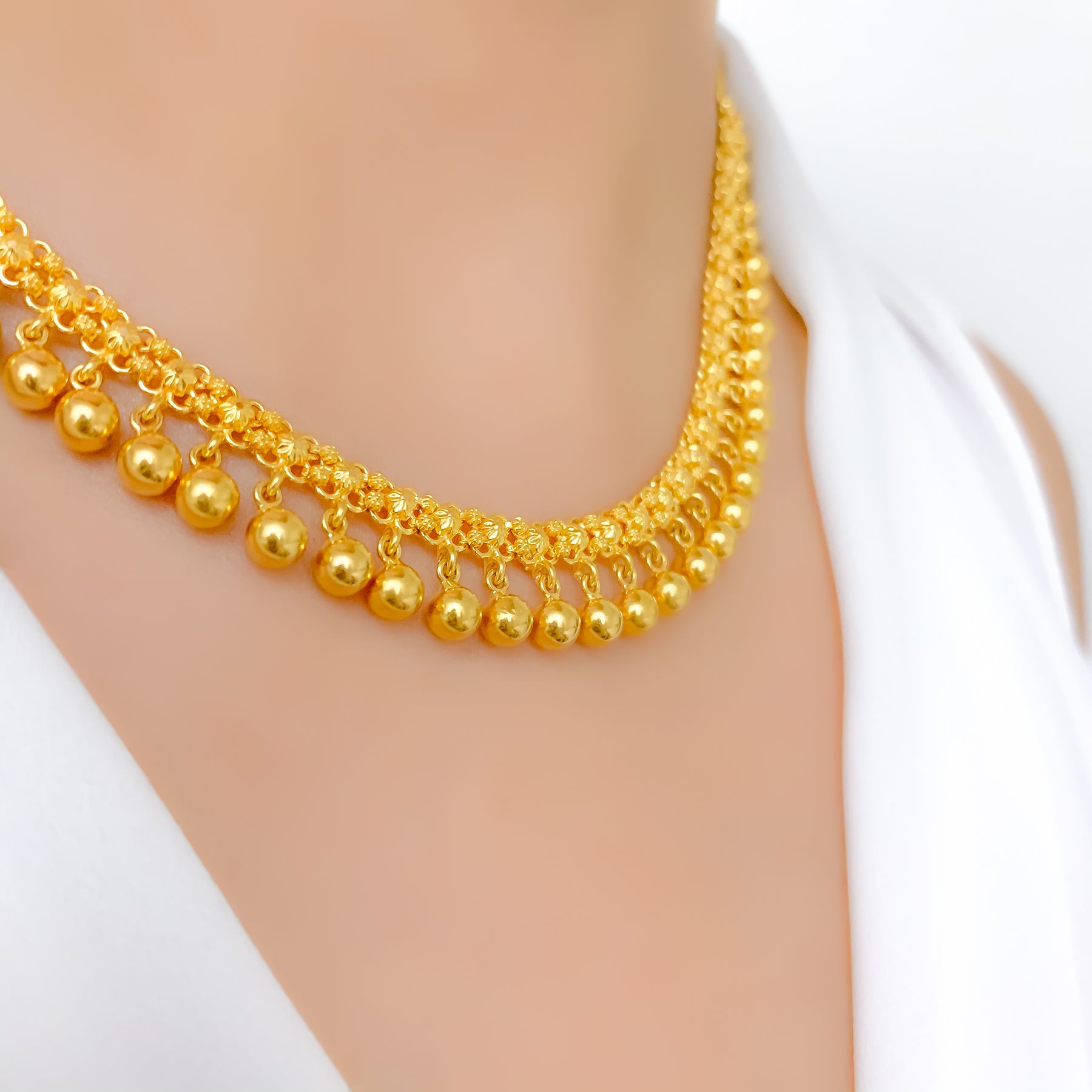 Medium Gold Set Classic Medium Gold Necklace Set – Andaaz Jewelers