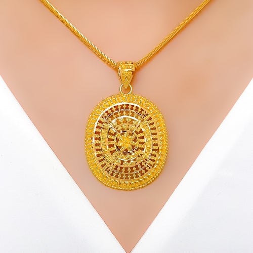 Radiant Oval Pendant 22k Gold Set