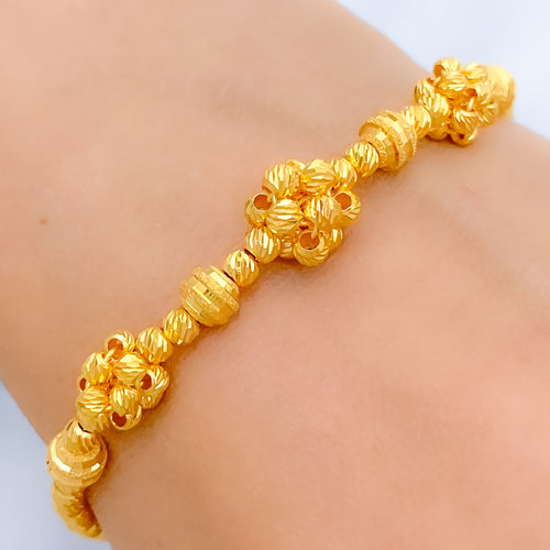 Bright Decorative 22k Gold Floral Bracelet