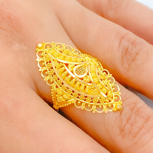 Traditional Round Shape Floral Design Antique Gold Plated Adjustale Finger  Ring