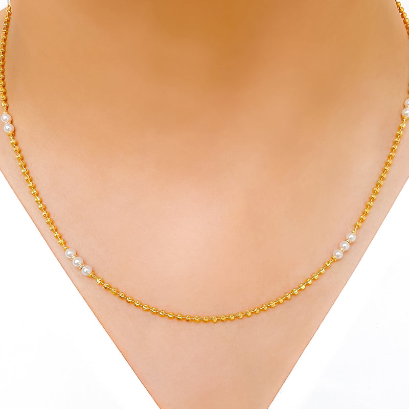 Dressy Pearl Accented 22k Gold Chain - 18"