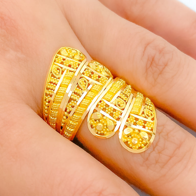 Impressive Overlapping 22k Gold Leaf Ring