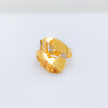 Square Accented Glossy 22k Gold Wave Ring