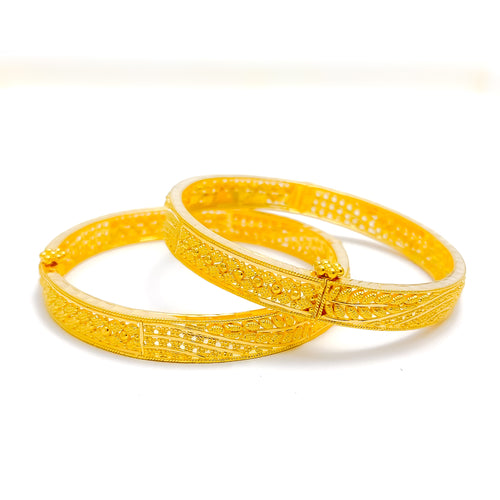 22k-gold-Majestic Leaf Accented Baby Bangles