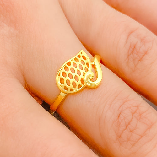 Geometric Leaf 22k Gold Ring