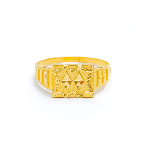 22k-gold-unique-subtle-mens-ring