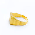 22k-gold-sleek-shinny-mens-ring