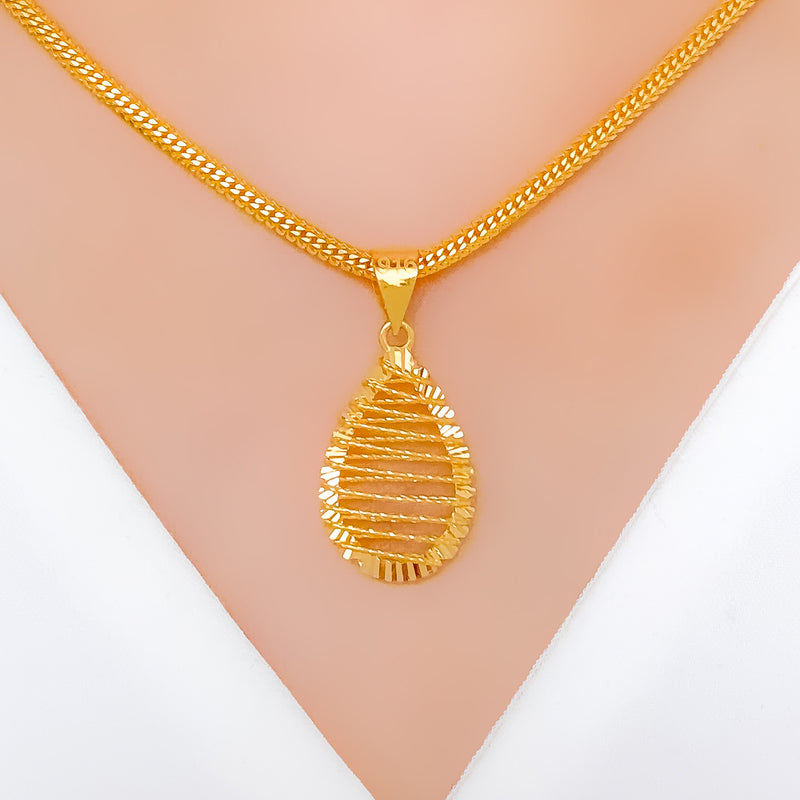 Trendy Teardrop 22k Gold Pendant Set