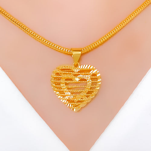 Contemporary Heart 22k Gold Pendant Set
