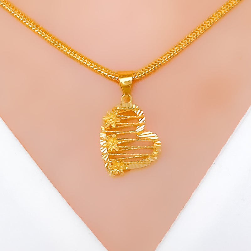 Unique Curved Heart 22k Gold Pendant Set