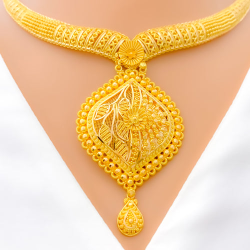 22k-gold-Glistening Floral Vine Necklace Set
