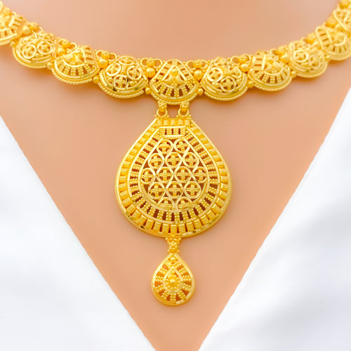 22k-gold-Shimmering Extravagant Drop Necklace Set