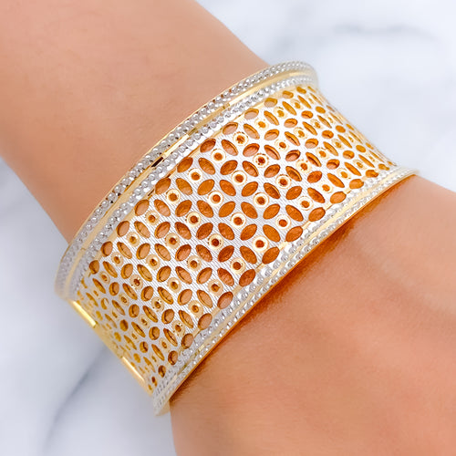 Stylish Oval Cutout 22k Gold Bangle