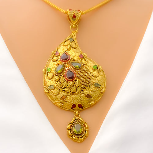 Intricate Antique Paisley 22k Gold Pendant Set