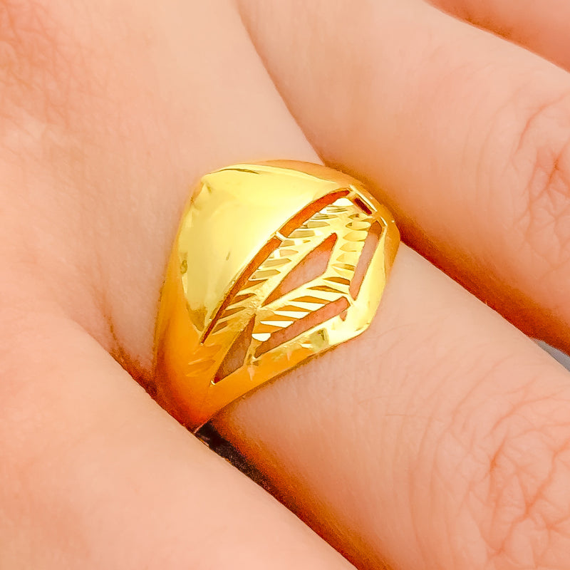 Mod Bright Triangle Ring