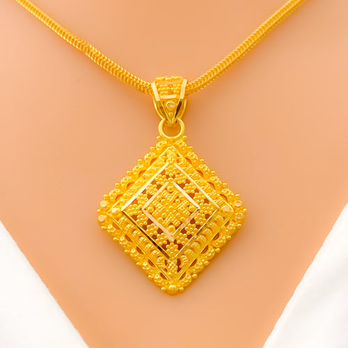 22k-gold-Sophisticated Ornate Gold Pendant Set
