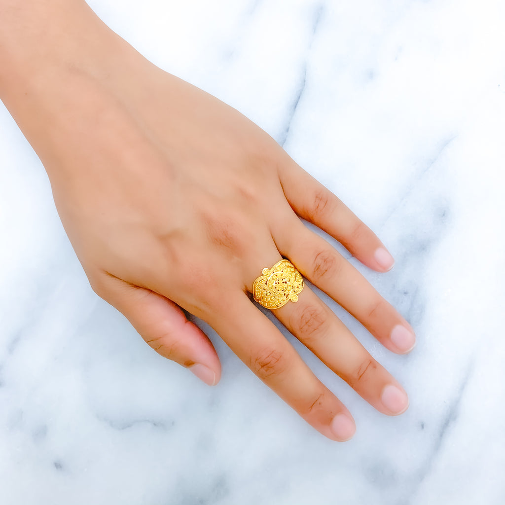 Reflective Leaf Accented Ring – Andaaz Jewelers