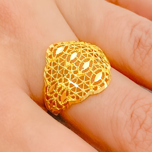 Refined Marquise Jali Ring