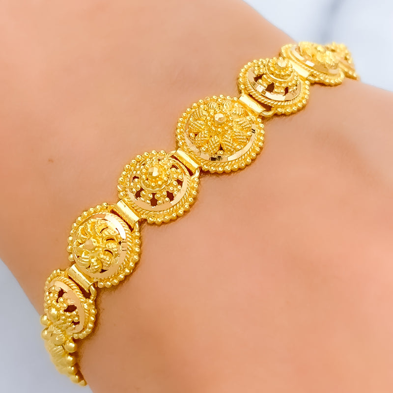 22k-gold-graduating-upscale-round-floral-bracelet