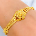 22k-gold-dainty-attractive-floral-motif-bracelet