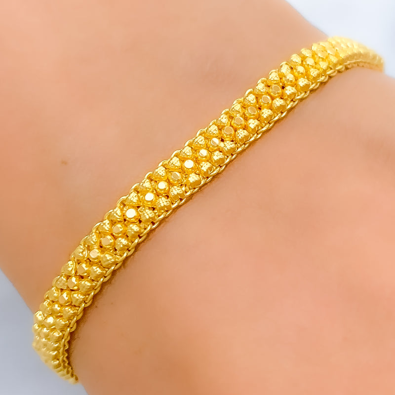 22k-gold-graceful-flat-bracelet