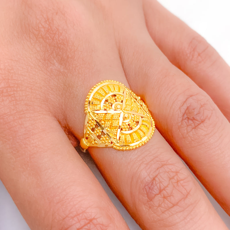 Special Traditional Gold Ring
