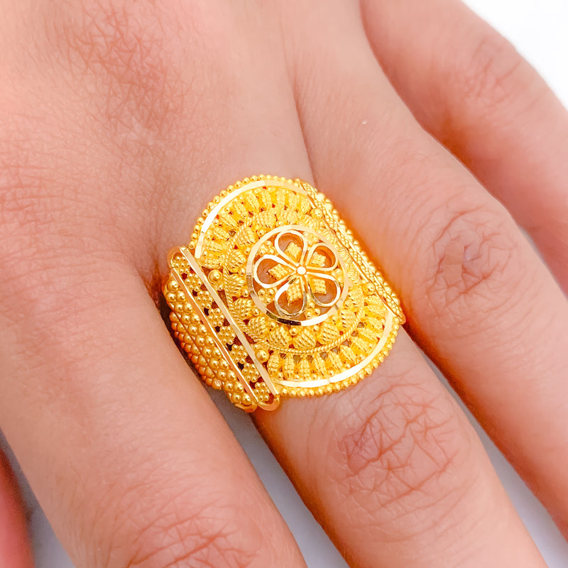 Lush Floral Gold Ring