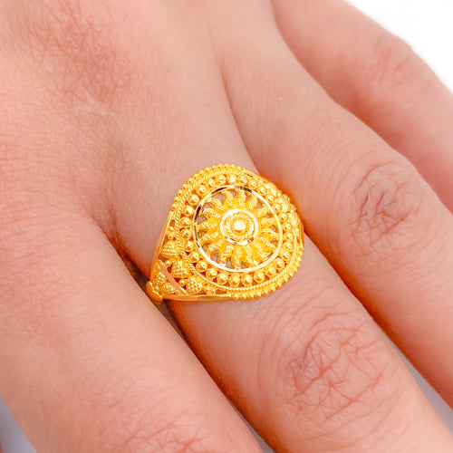 Subtle Radiant Gold Ring