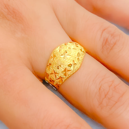 21k-gold-everyday-trendy-ring
