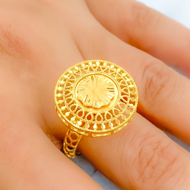 21k-gold-decorative-luxurious-ring
