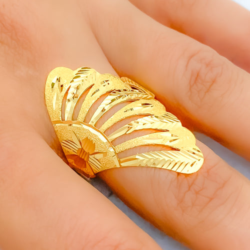 21k-gold-decorative-contemporary-ring