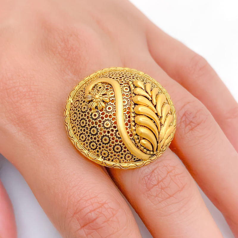 Trendy Antique Leaf 22k Gold Ring