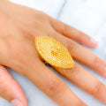 21k-gold-shimmering-dressy-ring
