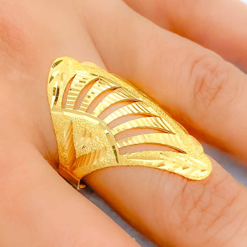 21k-gold-everyday-jazzy-ring