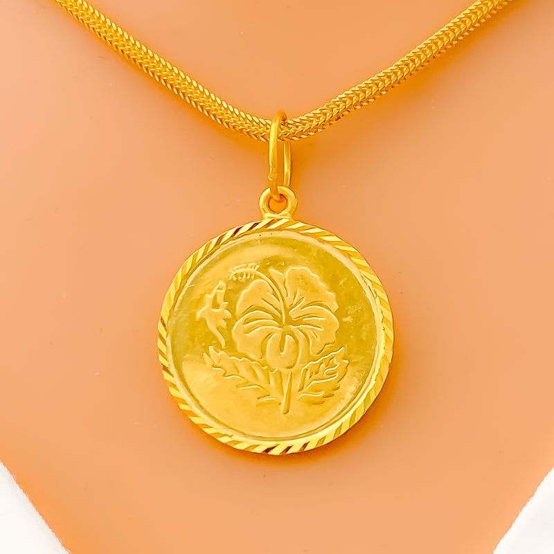 22k-gold-Upscale Extravagant Coin Pendant 